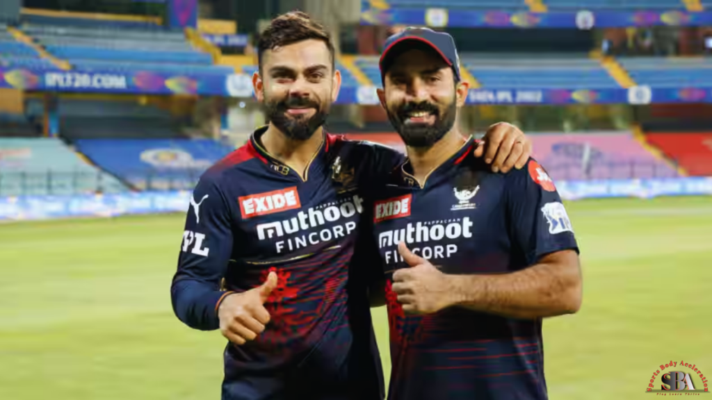 Dinesh with Virat